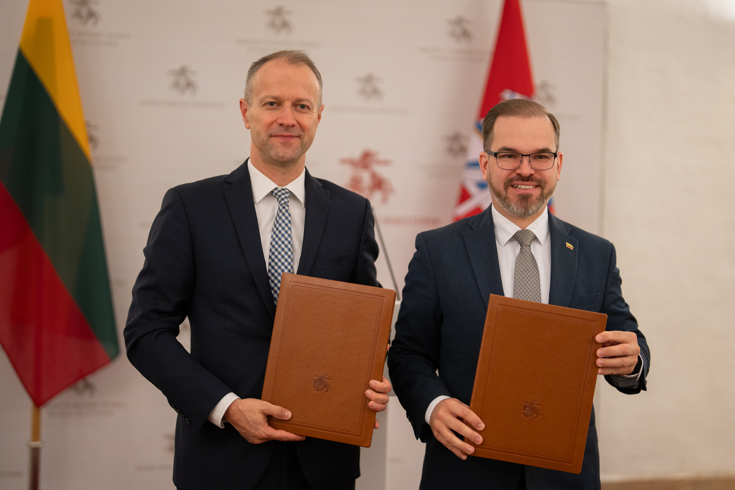 ISM ir Krašto apsaugos ministerija pradeda bendras iniciatyvas ...