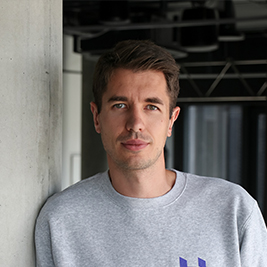 Giedrius Zakaitis; „Hostinger International“ CPTO, ISM Vadovų magistrantūros studentas