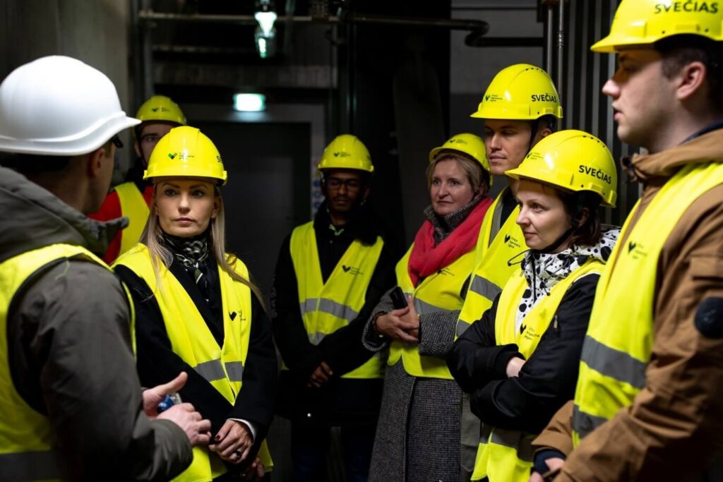 ISM universiteto verslo tvarumo vadybos programos studentų išvyka