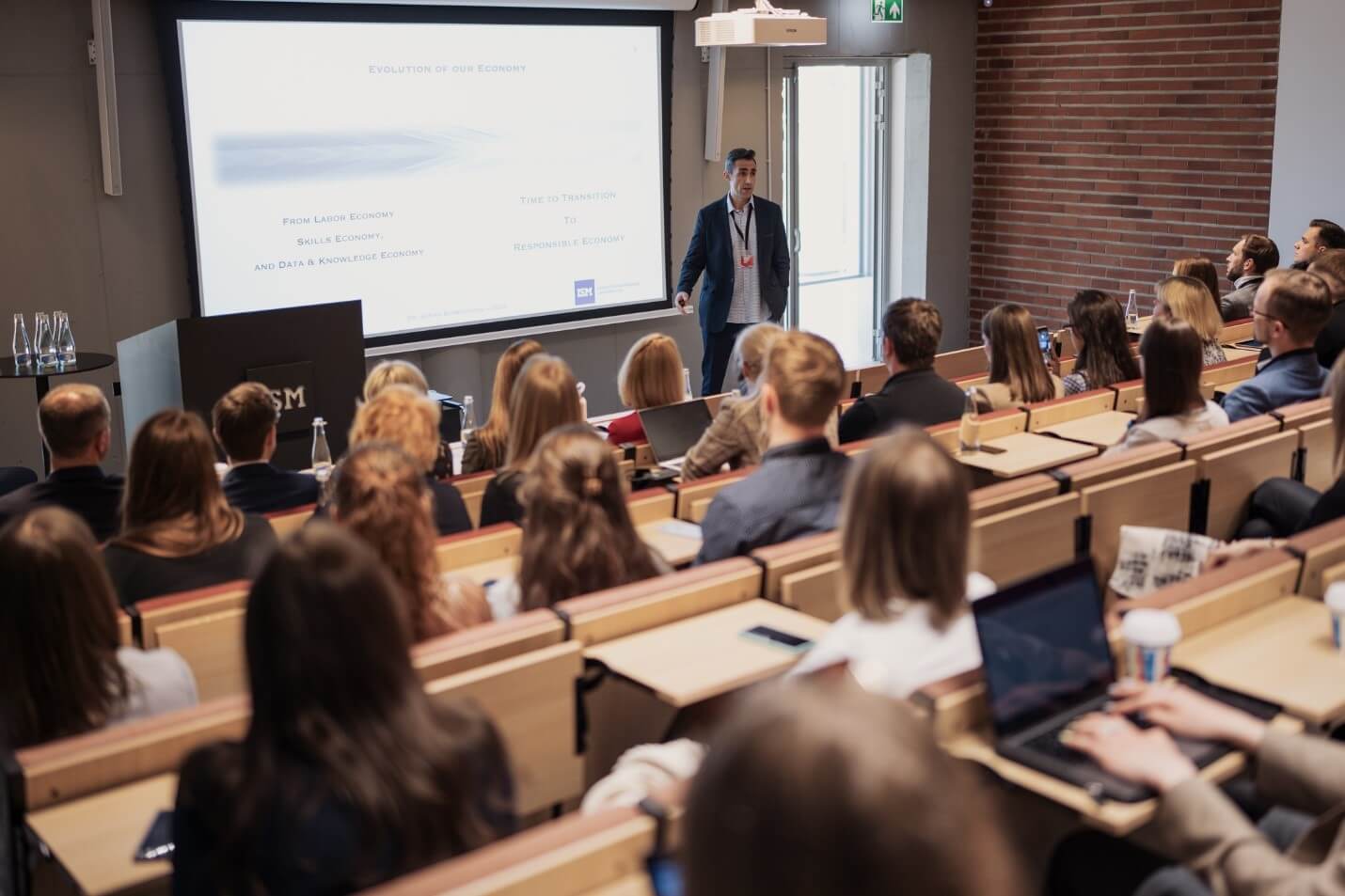 Karjera tvarumo srityje; ISM tvarumo paskaita
