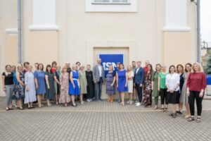 40 Vilniaus švietimo profesionalų sėkmingai baigė ISM Švietimo lyderystės studijas